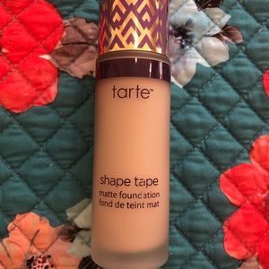 Tarte shape tape foundation matte